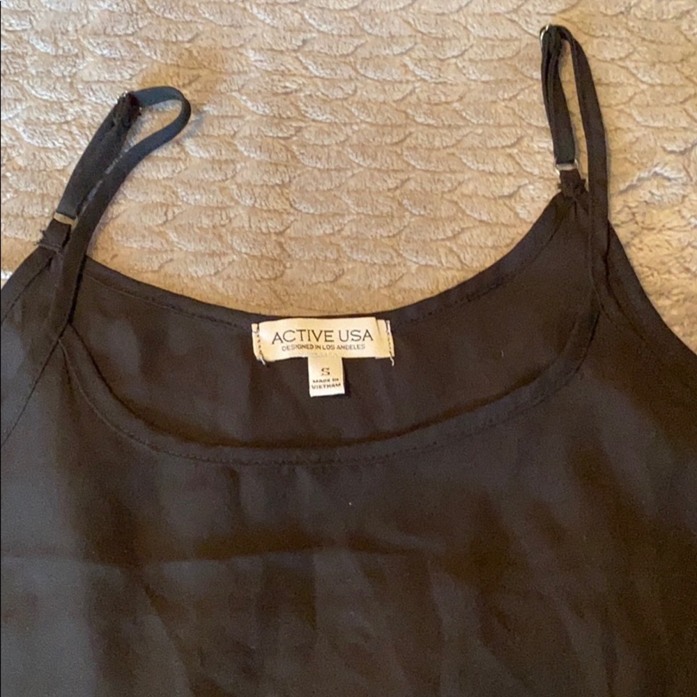 Top - Picture 2 of 2